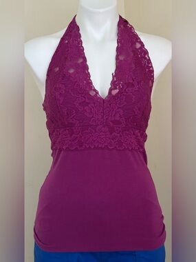 WET SEAL Rich Berry Pink  Halter Top V-Neck Floral Lace Tank Top Sz M